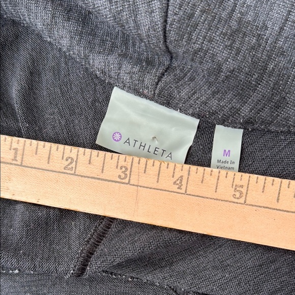 Athleta cardigan. Gray. Size Medium - Picture 3 of 10